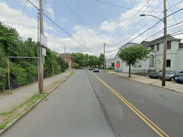 House image located at East Alton, IL 62024