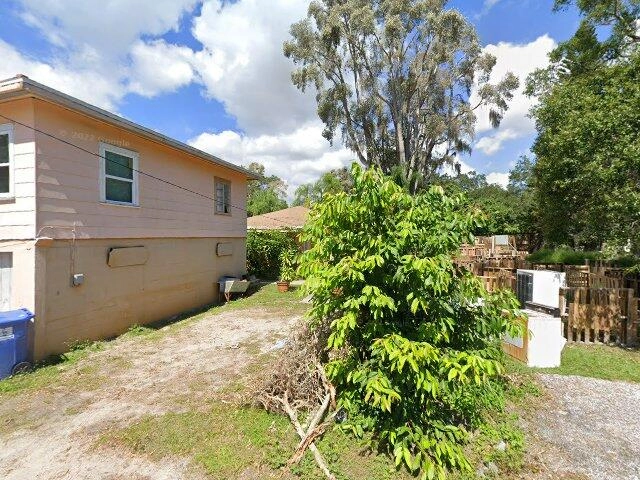 House image located at Saint Petersburg, FL 33705