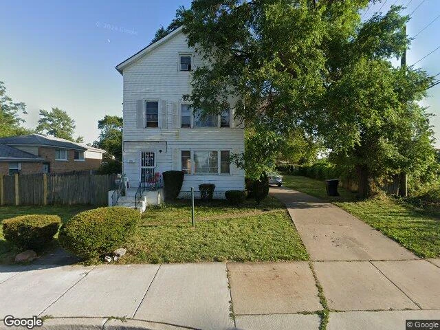 House image located at Chicago, IL 60643