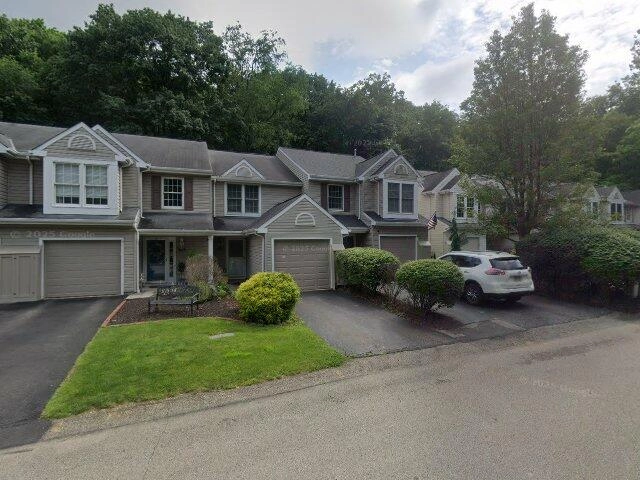 House image located at Oakmont, PA 15139
