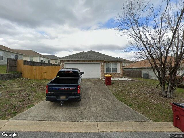 House image located at Crestview, FL 32536