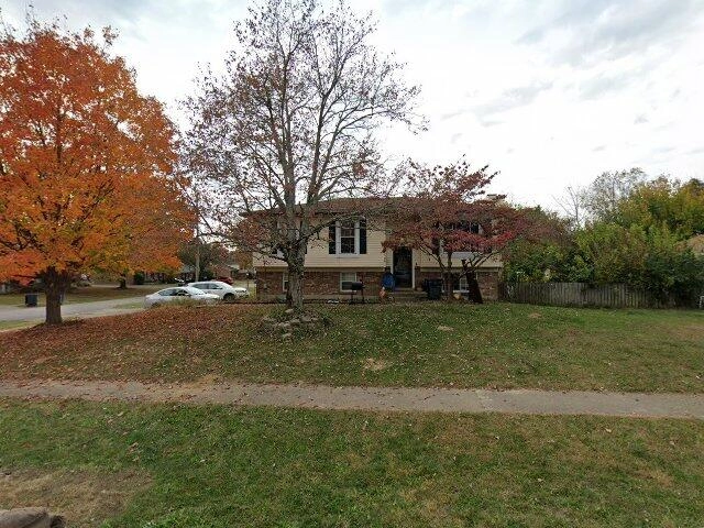 House image located at Louisville, KY 40291