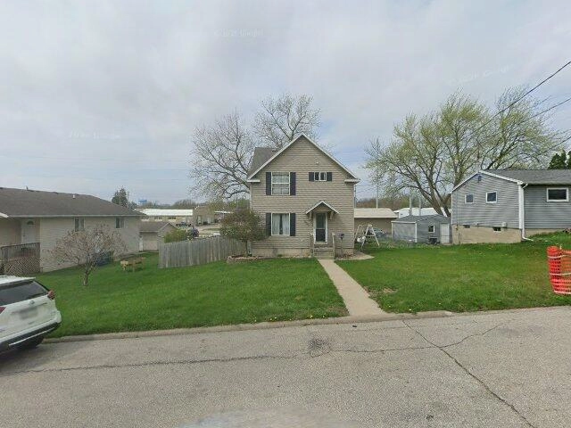 House image located at Waterloo, IA 50701