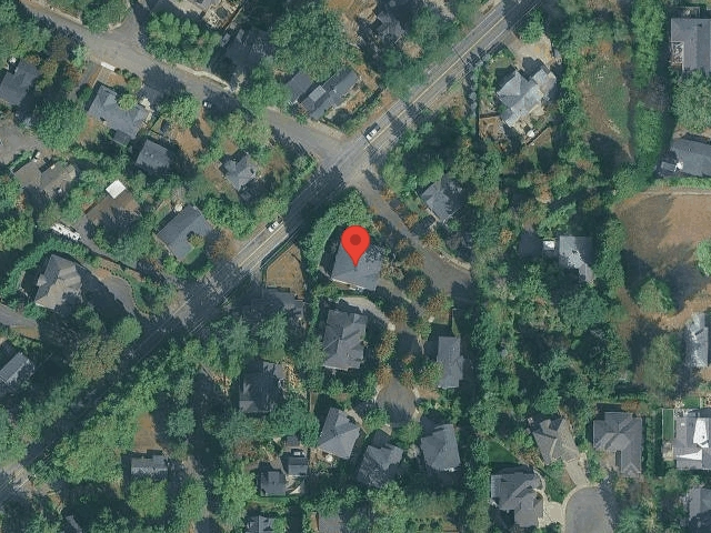 House image located at Lake Oswego, OR 97035