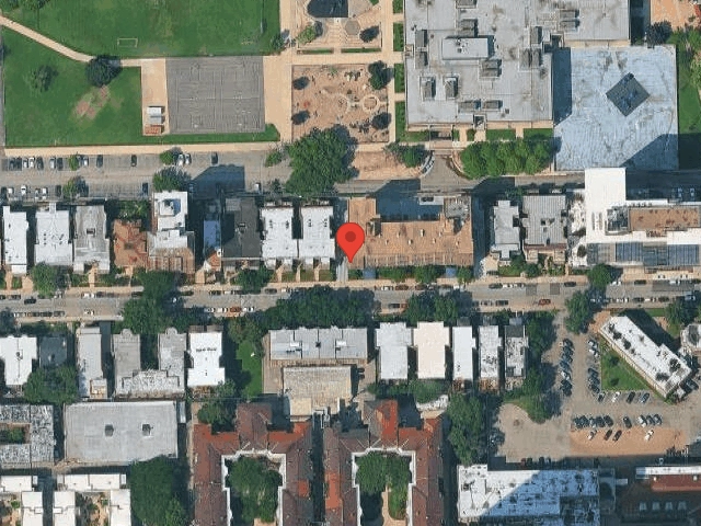 House image located at Chicago, IL 60613
