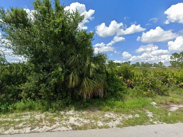 House image located at Lehigh Acres, FL 33971