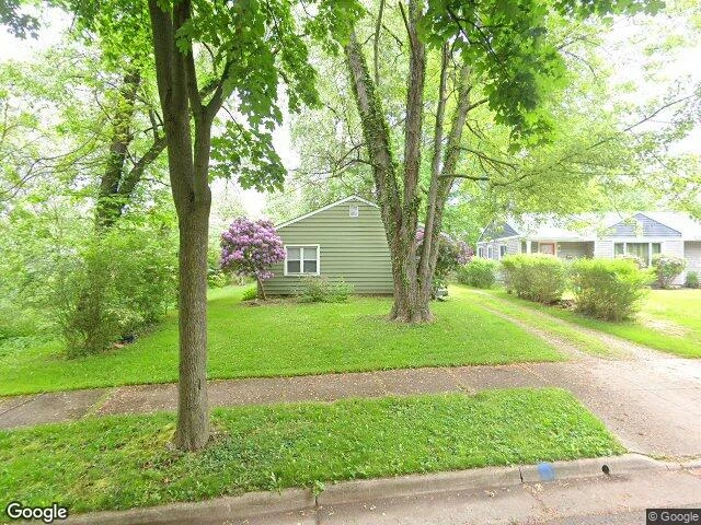 House image located at Akron, OH 44320