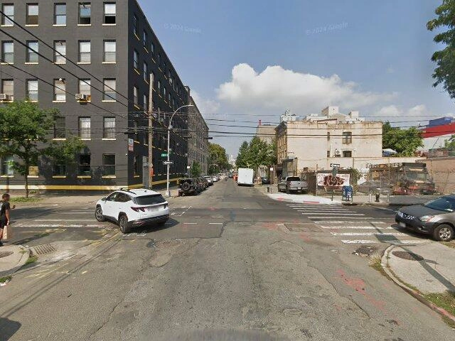House image located at San Francisco, CA 94121
