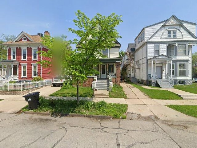 House image located at Racine, WI 53403