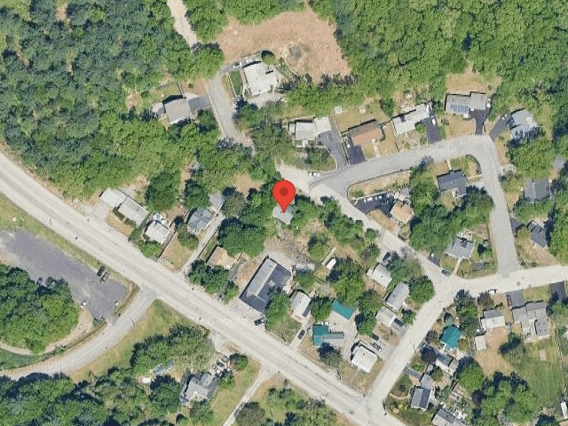 House image located at Manchester, NH 03103