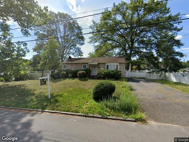 House image located at West Babylon, NY 11704