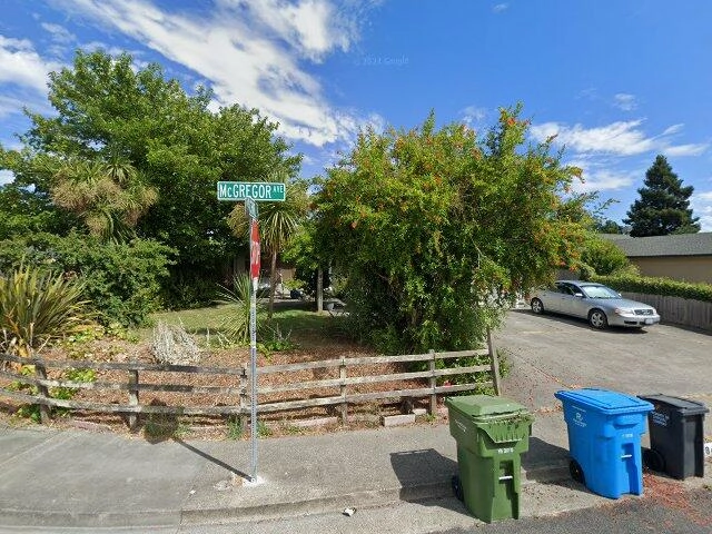 House image located at Petaluma, CA 94954