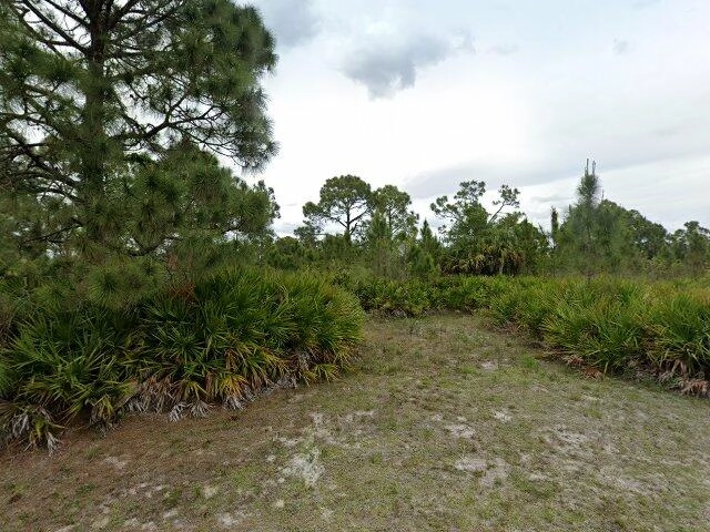 House image located at Lehigh Acres, FL 33971