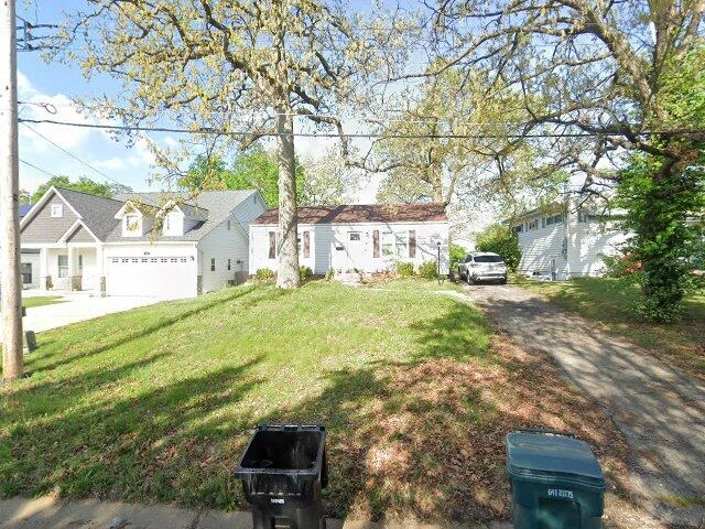 House image located at Saint Louis, MO 63122