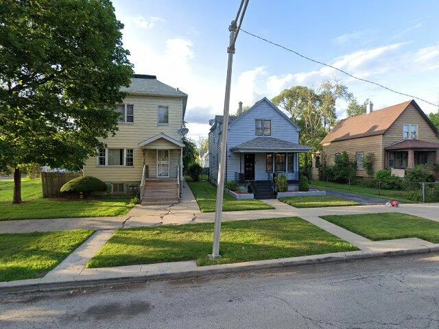 House image located at Chicago, IL 60628