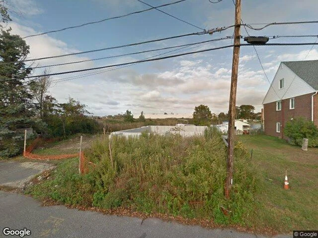 House image located at Lindenhurst, NY 11757