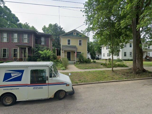 House image located at Allegan, MI 49010