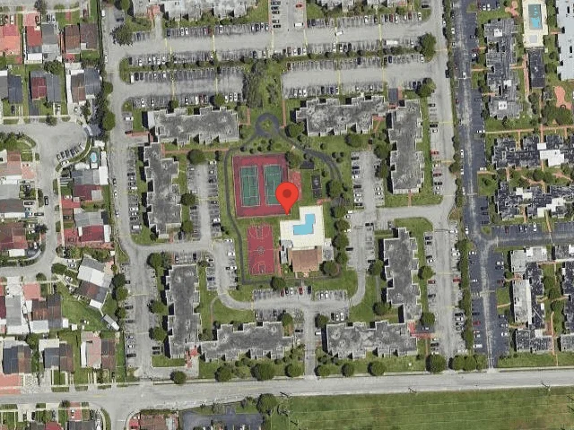 House image located at Miami, FL 33174