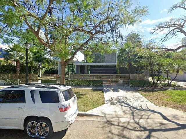 House image located at Miami, FL 33129