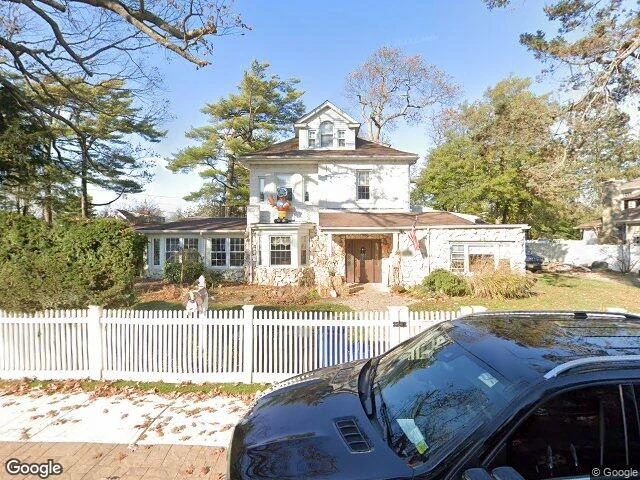 House image located at Oceanside, NY 11572