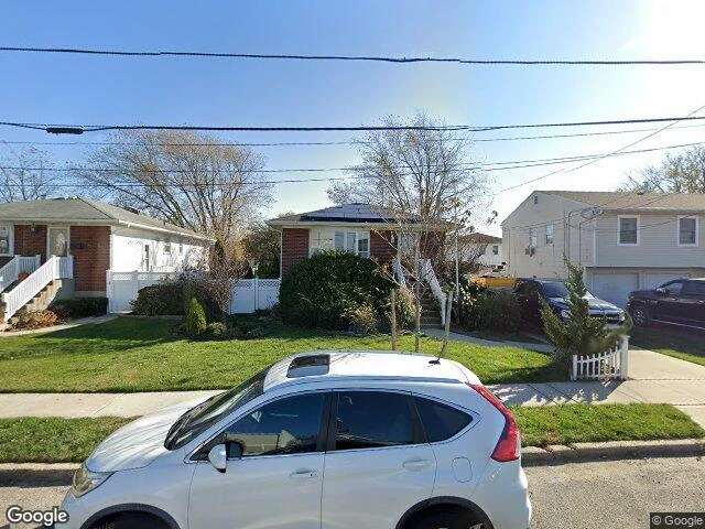 House image located at Island Park, NY 11558