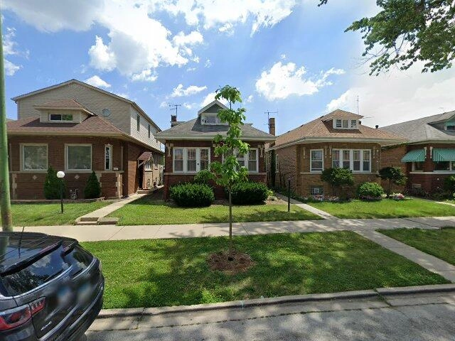 House image located at Chicago, IL 60620