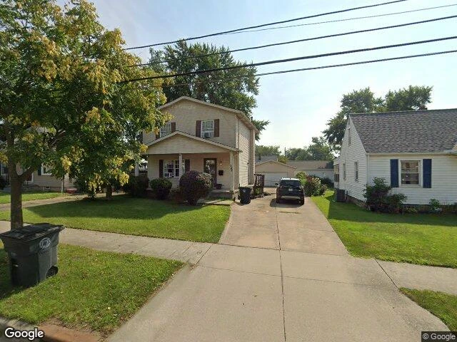 House image located at Akron, OH 44312