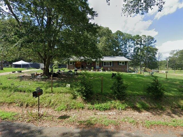 House image located at Starr, SC 29684