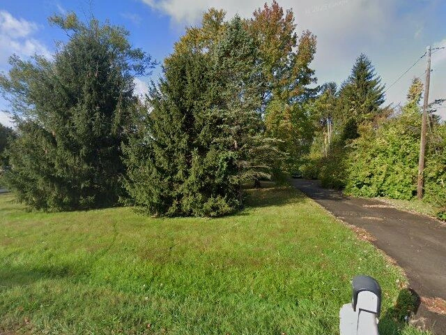 House image located at Indianapolis, IN 46228