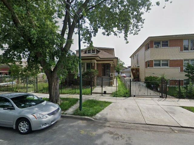 House image located at Chicago, IL 60629