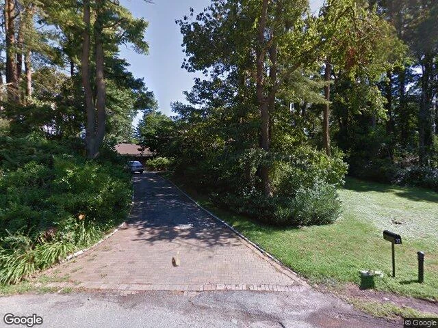 House image located at Old Westbury, NY 11568