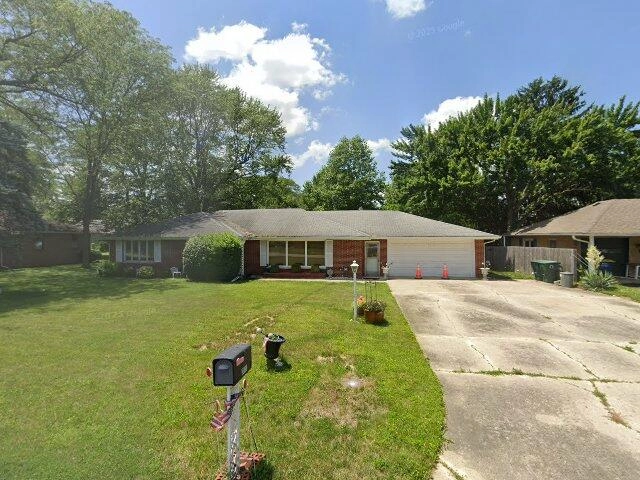 House image located at Muncie, IN 47304