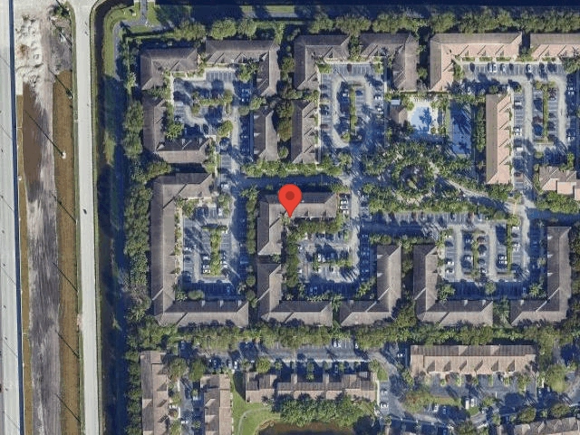 House image located at Miami, FL 33178