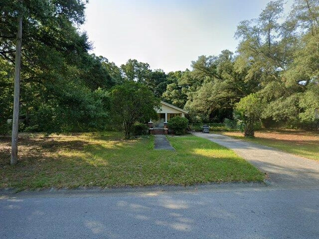 House image located at Pensacola, FL 32503