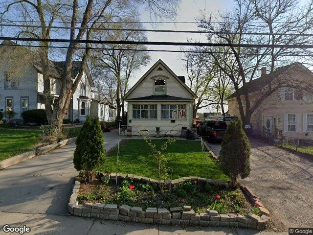 House image located at Elgin, IL 60120