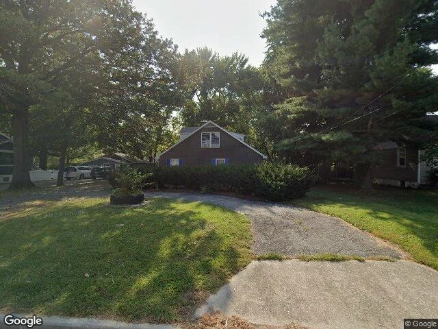 House image located at Belleville, IL 62221