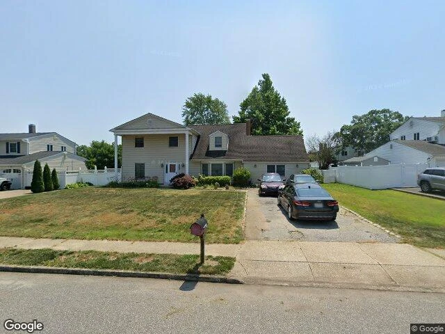 House image located at Holbrook, NY 11741