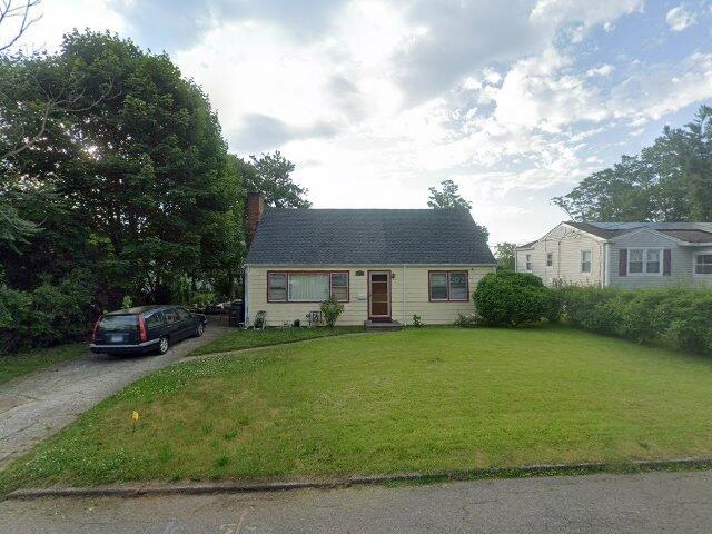 House image located at New Haven, CT 06515