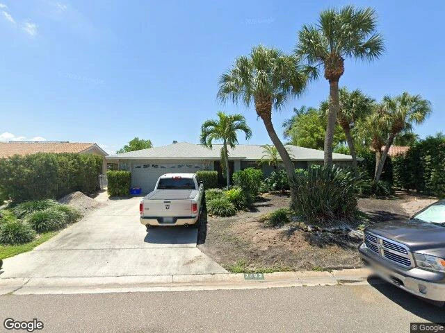 House image located at Saint Petersburg, FL 33711