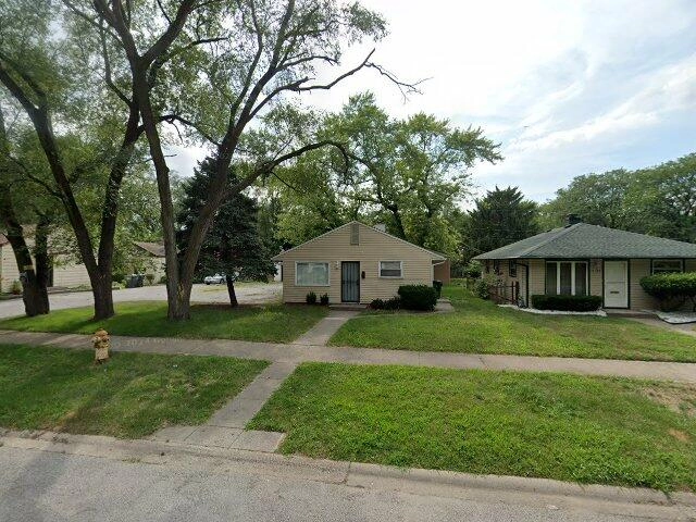 House image located at Dolton, IL 60419