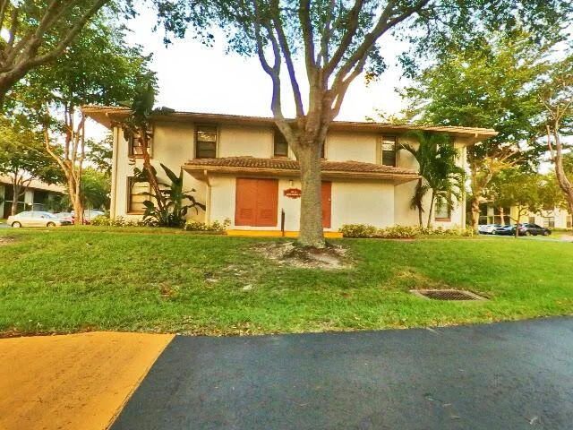 House image located at Boynton Beach, FL 33436
