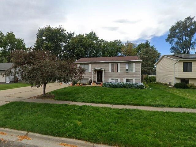 House image located at Woodstock, IL 60098