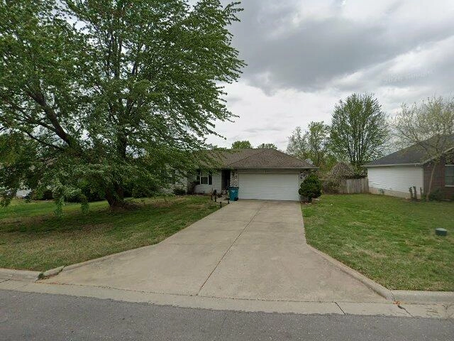 House image located at Springfield, MO 65807