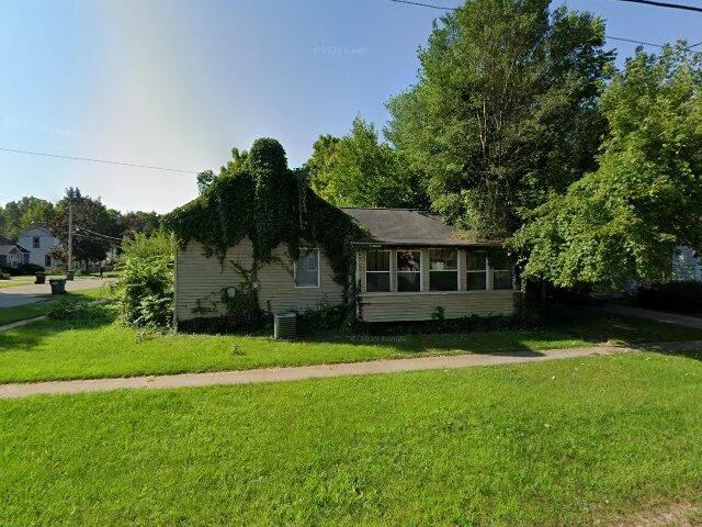 House image located at Paw Paw, MI 49079
