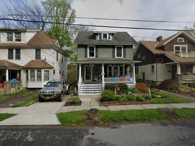 House image located at Auburn, NY 13021