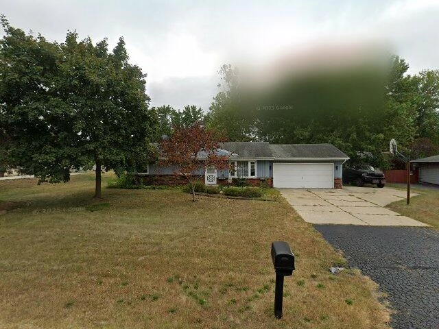 House image located at Machesney Park, IL 61115