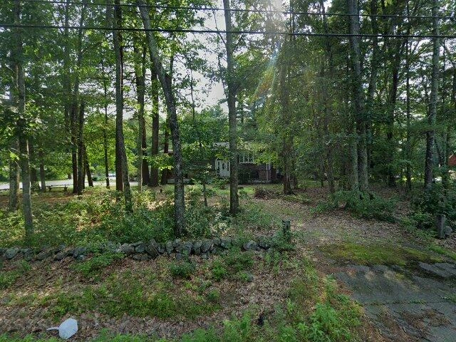 House image located at Salem, NH 03079