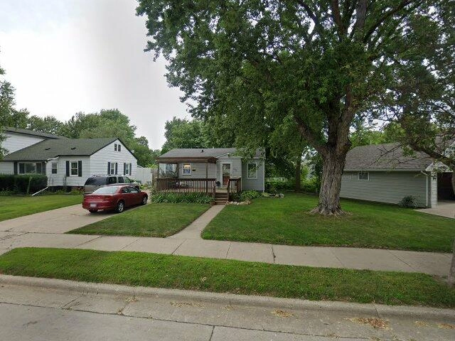 House image located at Worthington, MN 56187