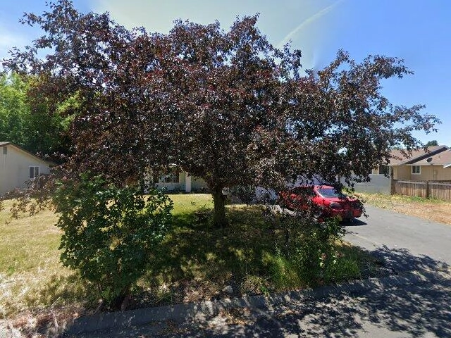 House image located at Klamath Falls, OR 97603