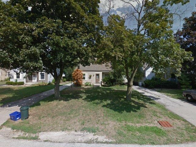 House image located at Brookfield, WI 53045